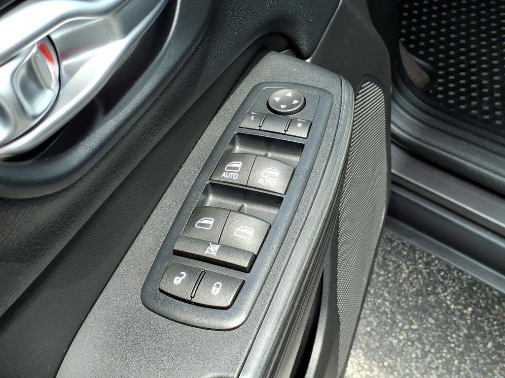 used 2016 Jeep Cherokee car, priced at $13,595