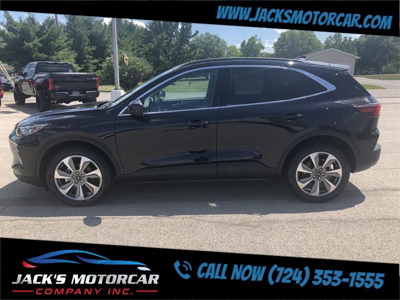 used 2023 Ford Escape car, priced at $28,900