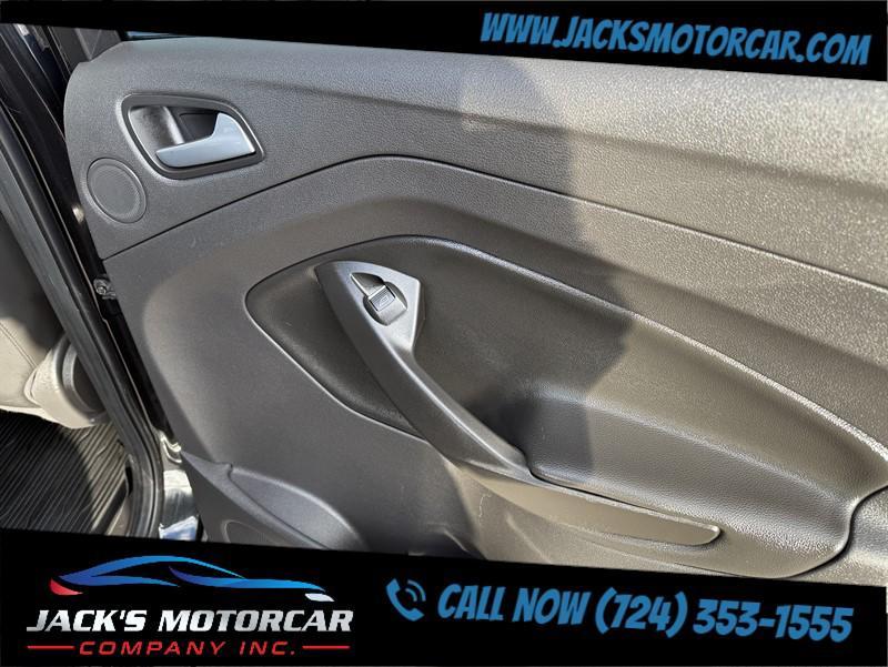 used 2013 Ford Escape car, priced at $9,900