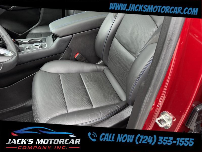 used 2024 Cadillac XT4 car, priced at $42,900