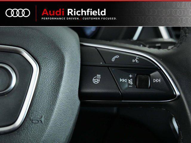 Audi Q5 view 16