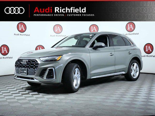 Audi Q5 view 4