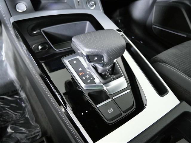 2024 Gray Metallic Audi Q5 e