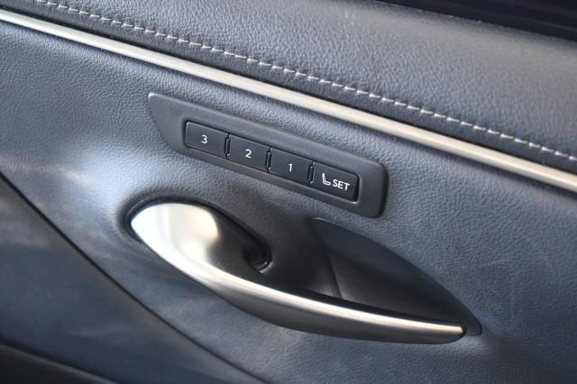 used 2020 Lexus ES 300h car, priced at $29,656