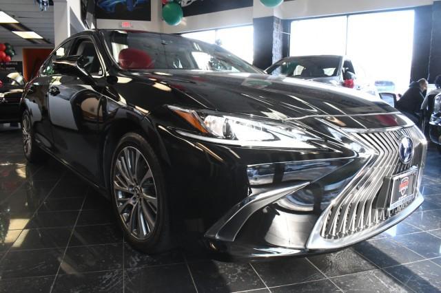 used 2020 Lexus ES 300h car, priced at $29,656