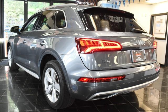 used 2019 Audi Q5 car