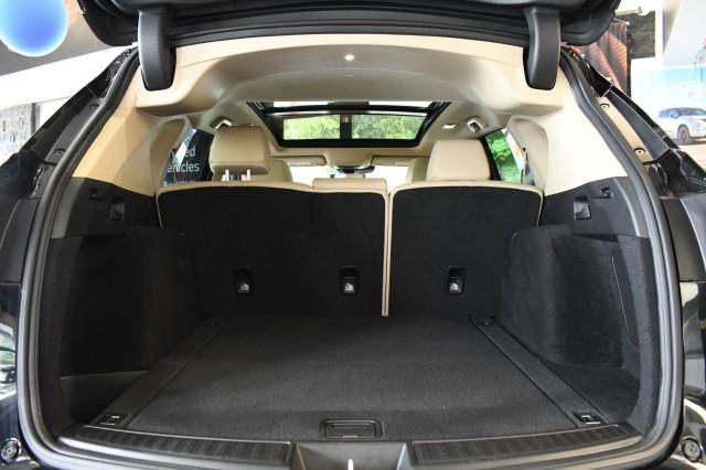 used 2023 Acura RDX car, priced at $33,978