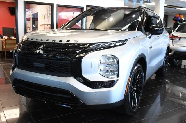 new 2025 Mitsubishi Outlander PHEV car, priced at $46,495
