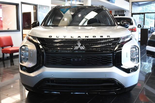 new 2025 Mitsubishi Outlander PHEV car, priced at $46,495