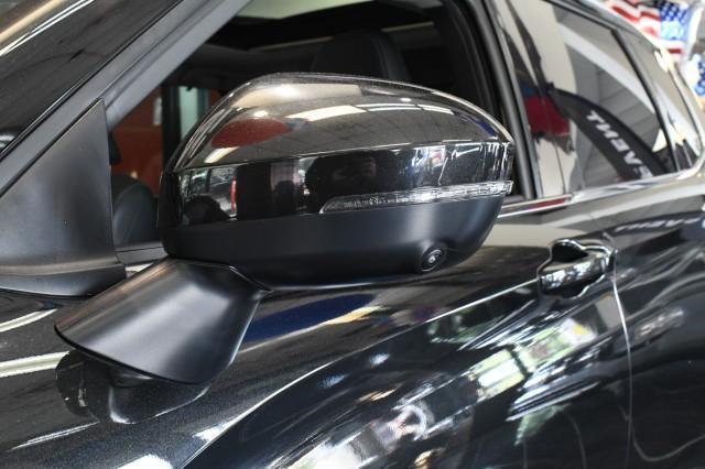 used 2023 Mitsubishi Outlander PHEV car