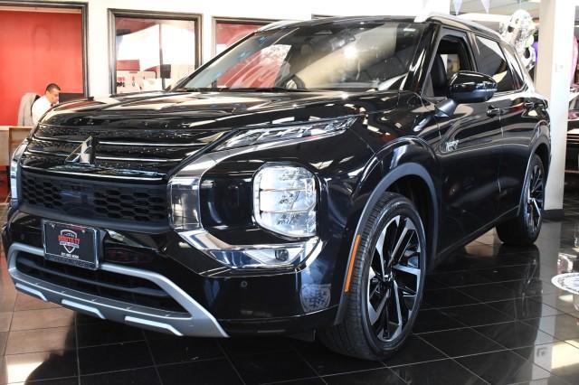 used 2024 Mitsubishi Outlander car, priced at $26,995