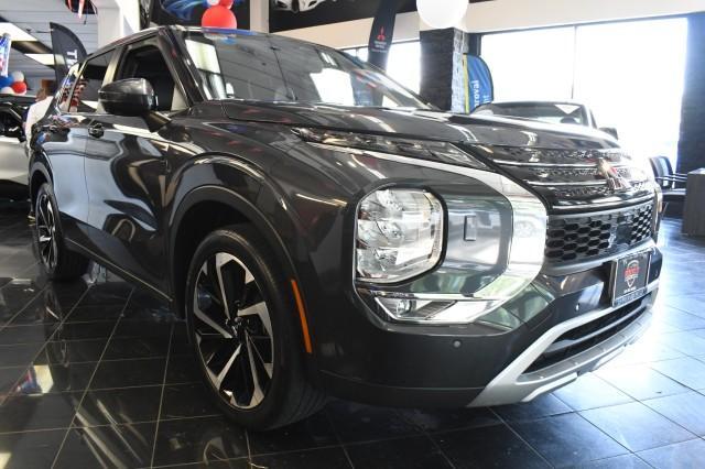 used 2024 Mitsubishi Outlander car