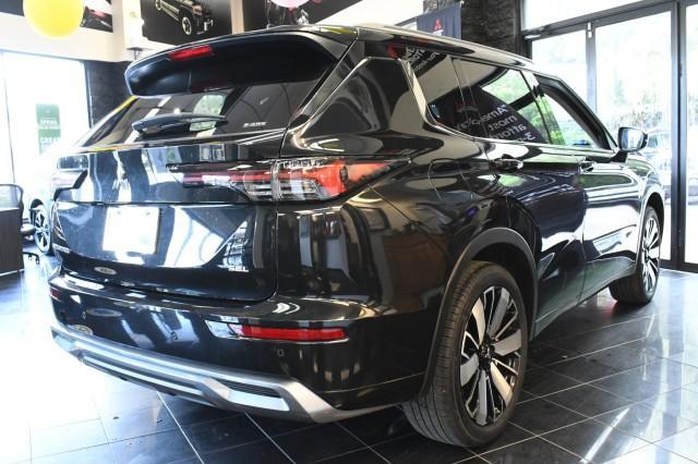 used 2025 Mitsubishi Outlander car, priced at $31,115
