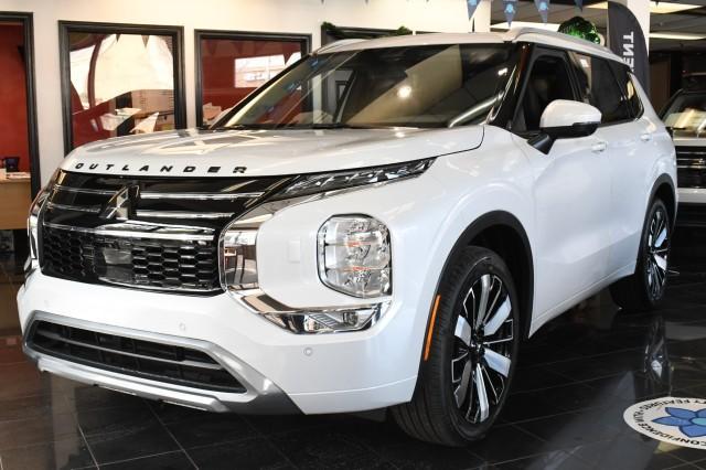 new 2026 Mitsubishi Outlander car, priced at $38,405