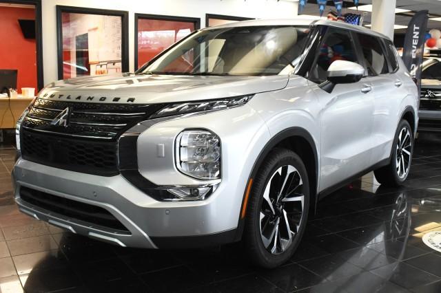 used 2024 Mitsubishi Outlander car