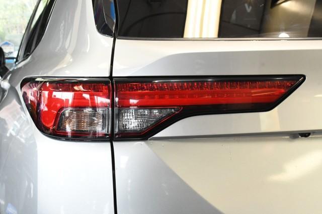 used 2024 Mitsubishi Outlander car