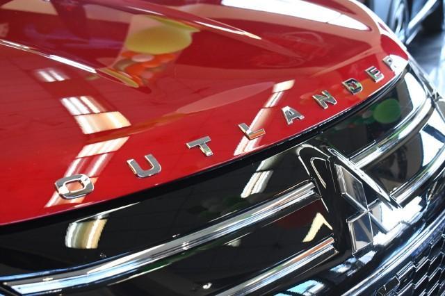 new 2026 Mitsubishi Outlander car, priced at $37,445