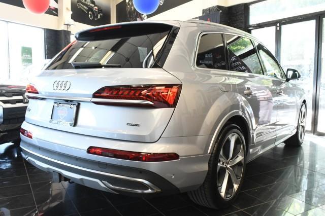used 2020 Audi Q7 car, priced at $24,695