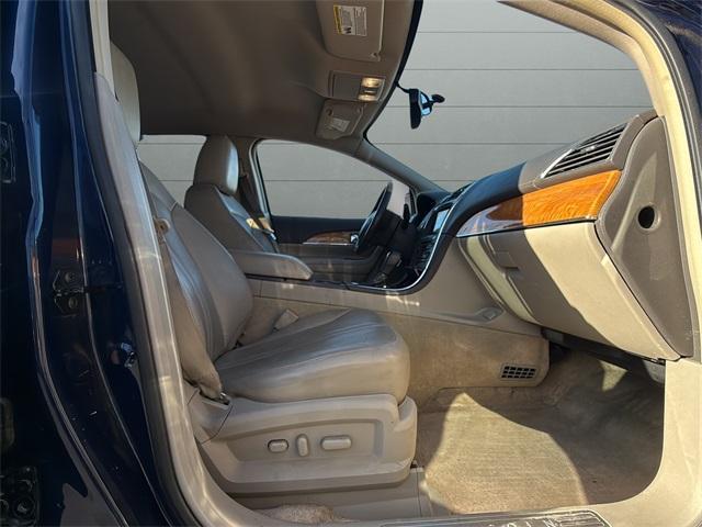 used 2011 Lincoln MKX car, priced at $5,000