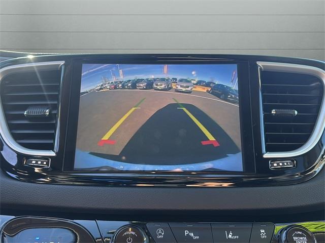 used 2023 Chrysler Pacifica car, priced at $24,790