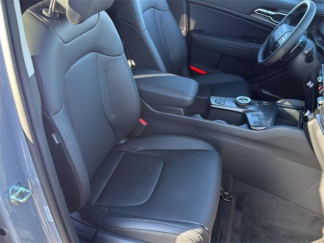 new 2026 Kia Sportage Hybrid car, priced at $33,800