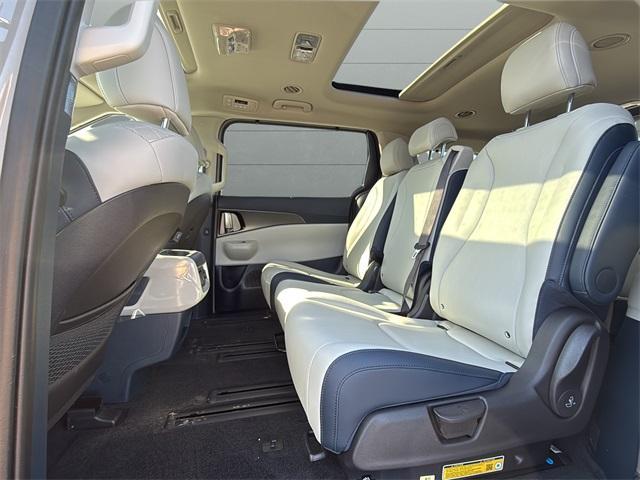 new 2026 Kia Carnival Hybrid car, priced at $49,780