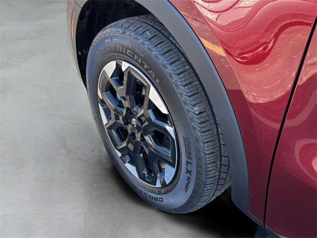 used 2025 Kia Sorento car, priced at $31,100