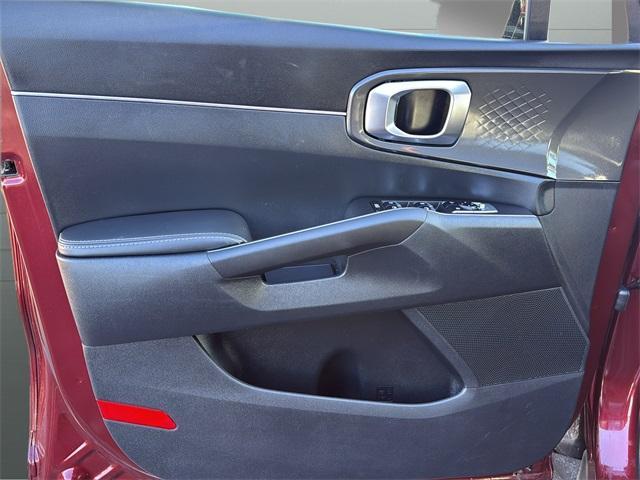 used 2025 Kia Sorento car, priced at $31,100