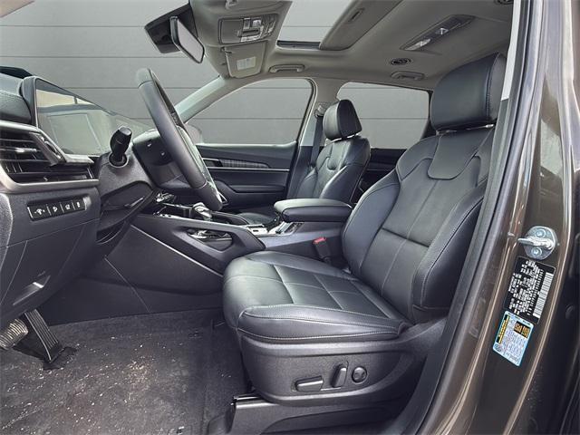 used 2025 Kia Telluride car, priced at $40,980