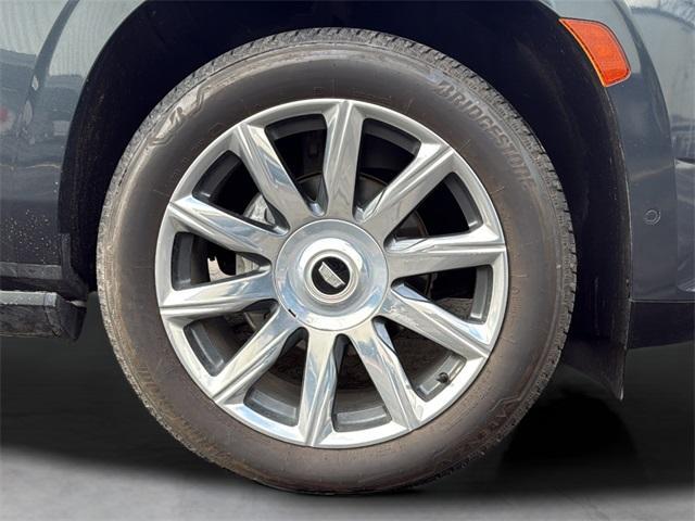 used 2022 Cadillac Escalade ESV car, priced at $61,450