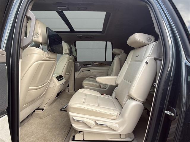 used 2022 Cadillac Escalade ESV car, priced at $61,450