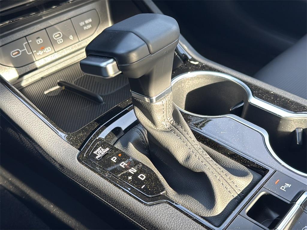 new 2026 Kia K5 car, priced at $34,250