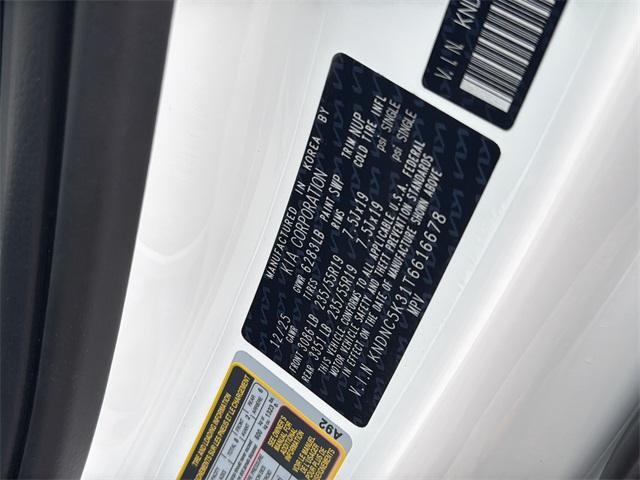 new 2026 Kia Carnival car, priced at $41,885