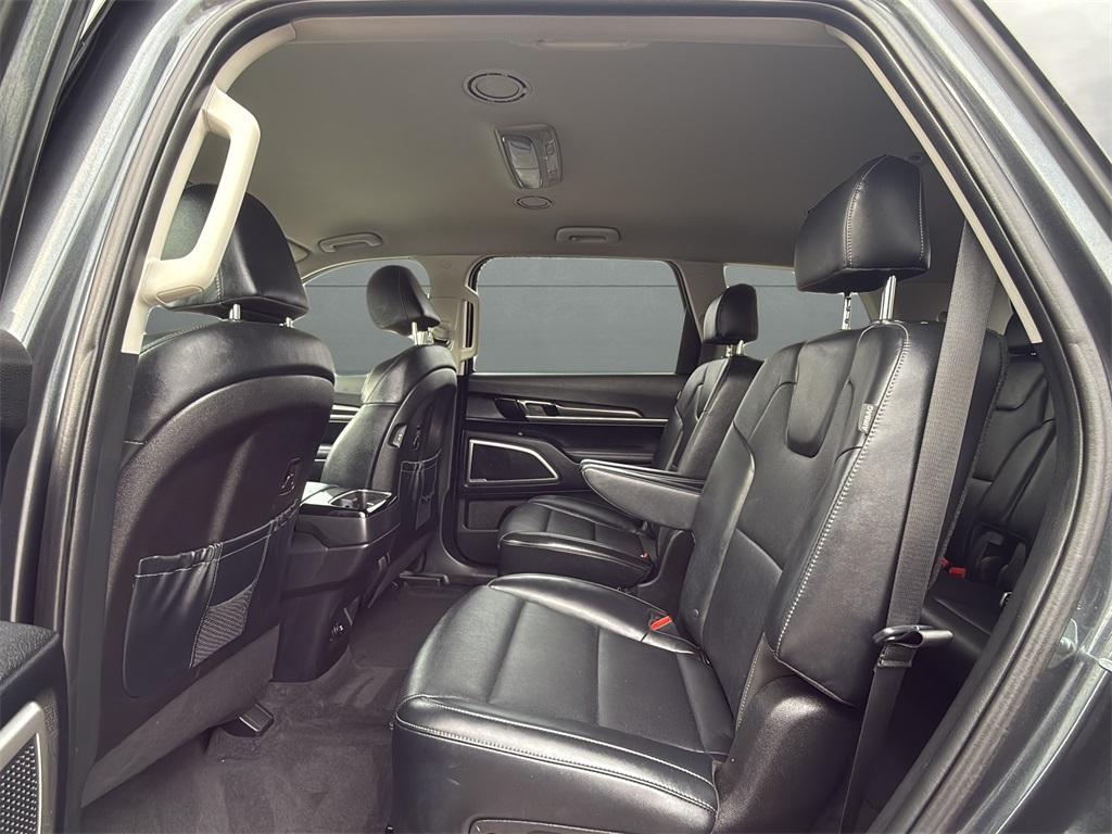 used 2023 Kia Telluride car, priced at $32,740