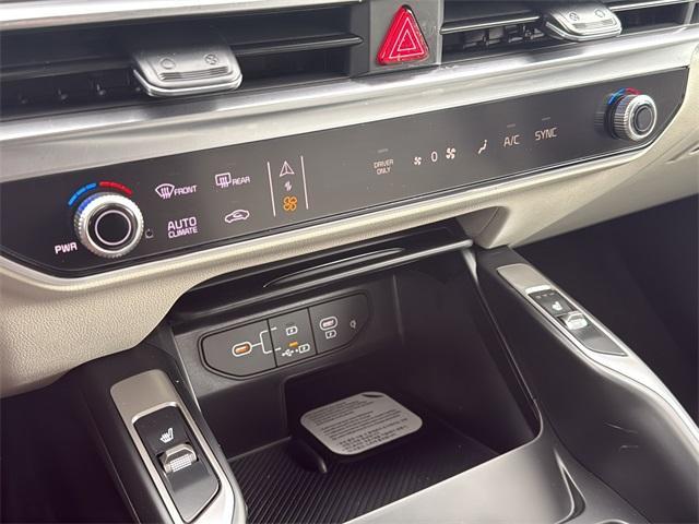 new 2026 Kia Sorento Hybrid car, priced at $39,440