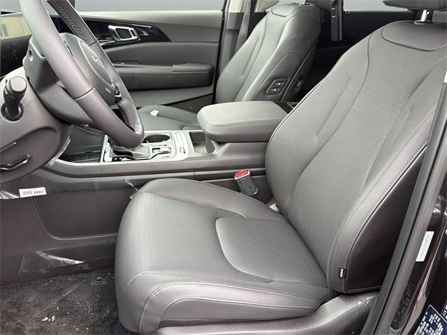 new 2026 Kia Carnival car, priced at $52,800