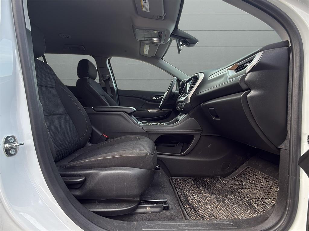 used 2023 GMC Acadia car, priced at $25,370