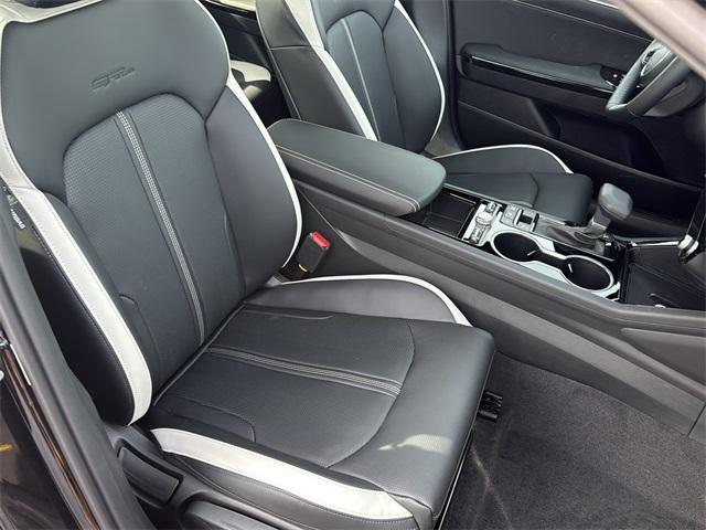 new 2026 Kia K5 car, priced at $30,249