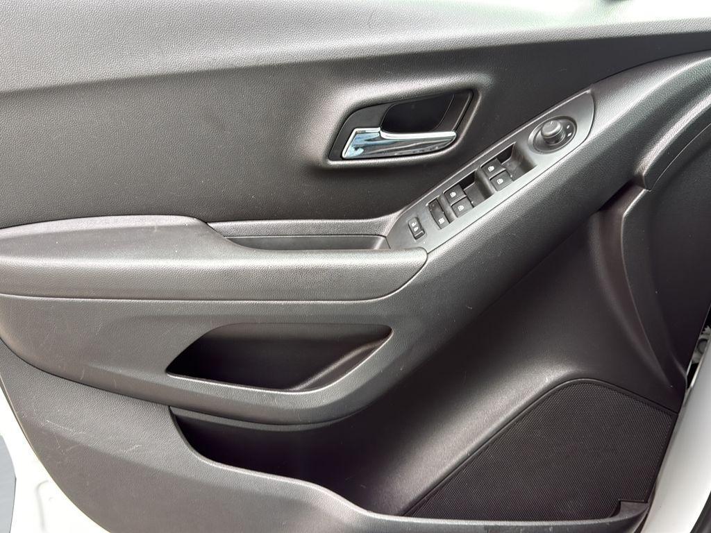 used 2020 Chevrolet Trax car, priced at $14,199