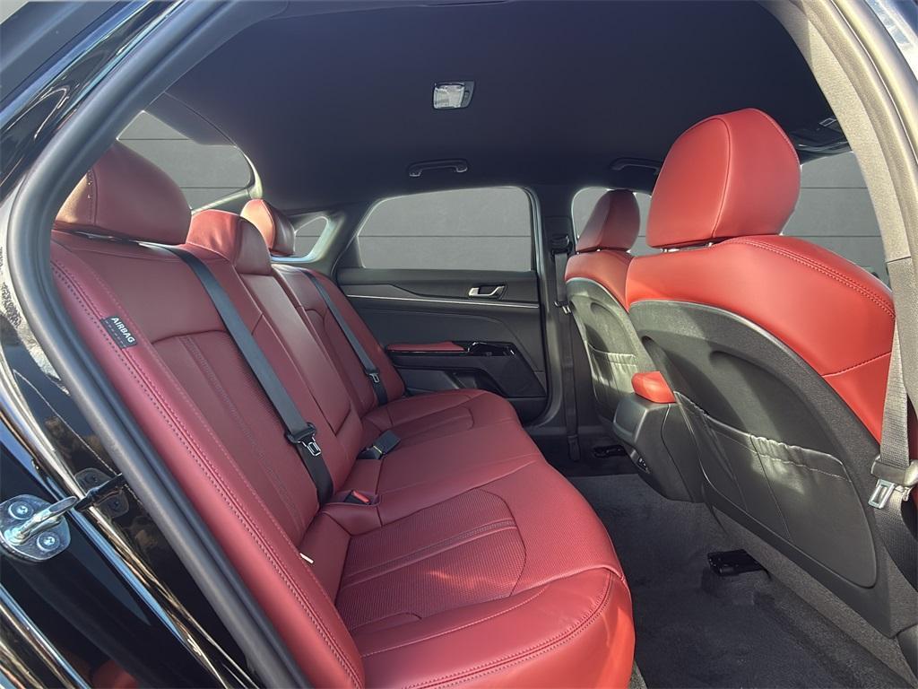 new 2026 Kia K5 car, priced at $30,030