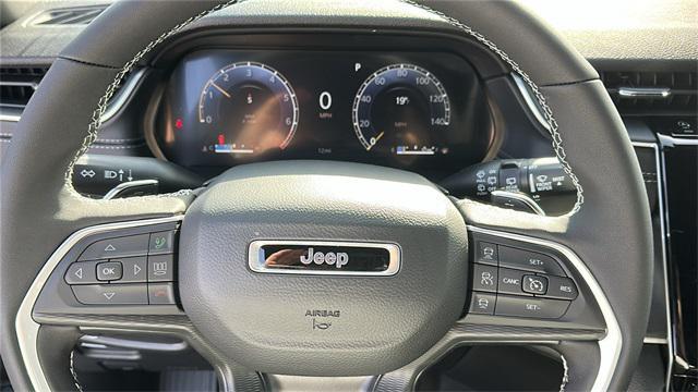 new 2025 Jeep Grand Cherokee car, priced at $45,625
