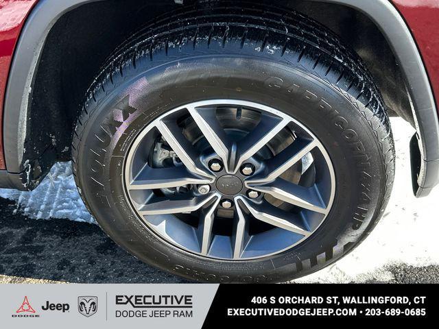 used 2021 Jeep Grand Cherokee car, priced at $22,532