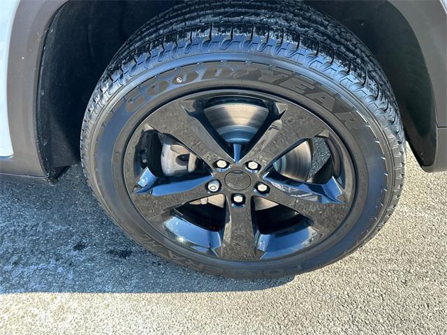 used 2022 Jeep Grand Cherokee L car, priced at $29,987