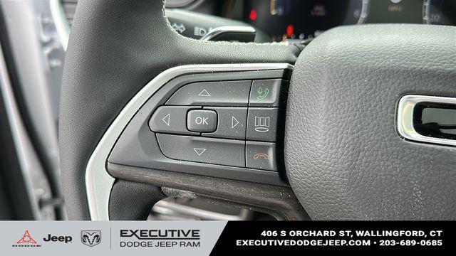 new 2026 Jeep Grand Cherokee car, priced at $50,210