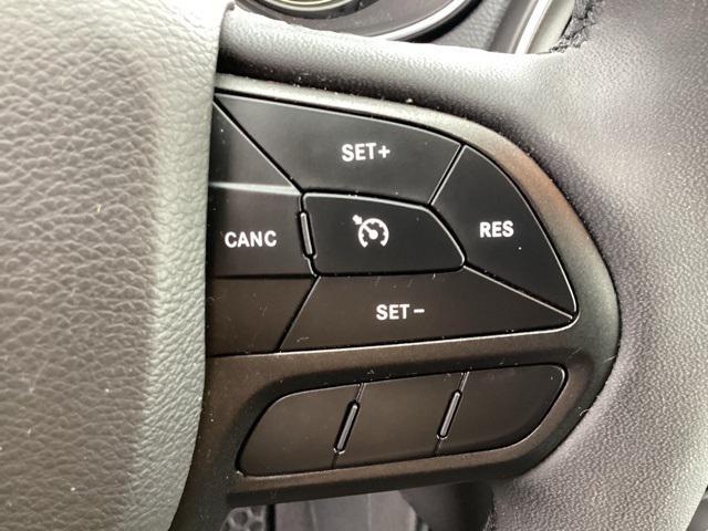 used 2022 Jeep Cherokee car, priced at $23,648