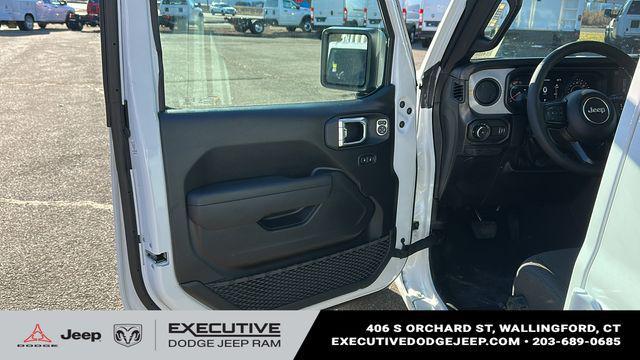 new 2026 Jeep Wrangler car, priced at $48,985