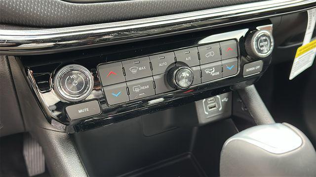 new 2026 Jeep Compass car, priced at $31,954