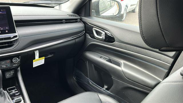 new 2026 Jeep Compass car, priced at $31,954