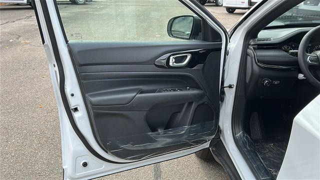 new 2026 Jeep Compass car, priced at $31,954