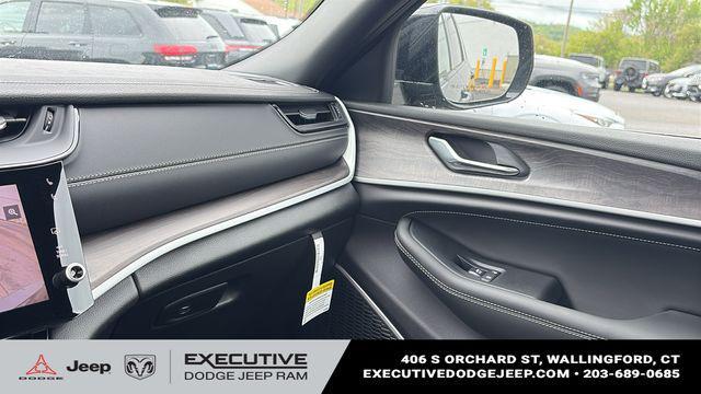new 2026 Jeep Grand Cherokee L car, priced at $52,829